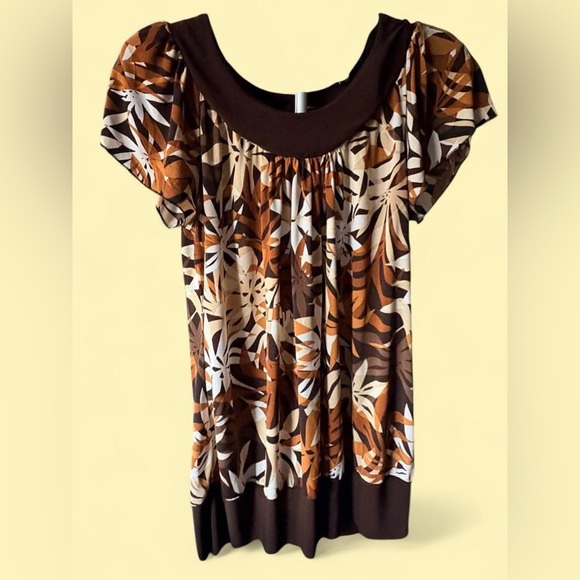 Maurices Tops - Maurices Tropical Floral Boho Peasant Top - Brown & Tan 🥥🌿